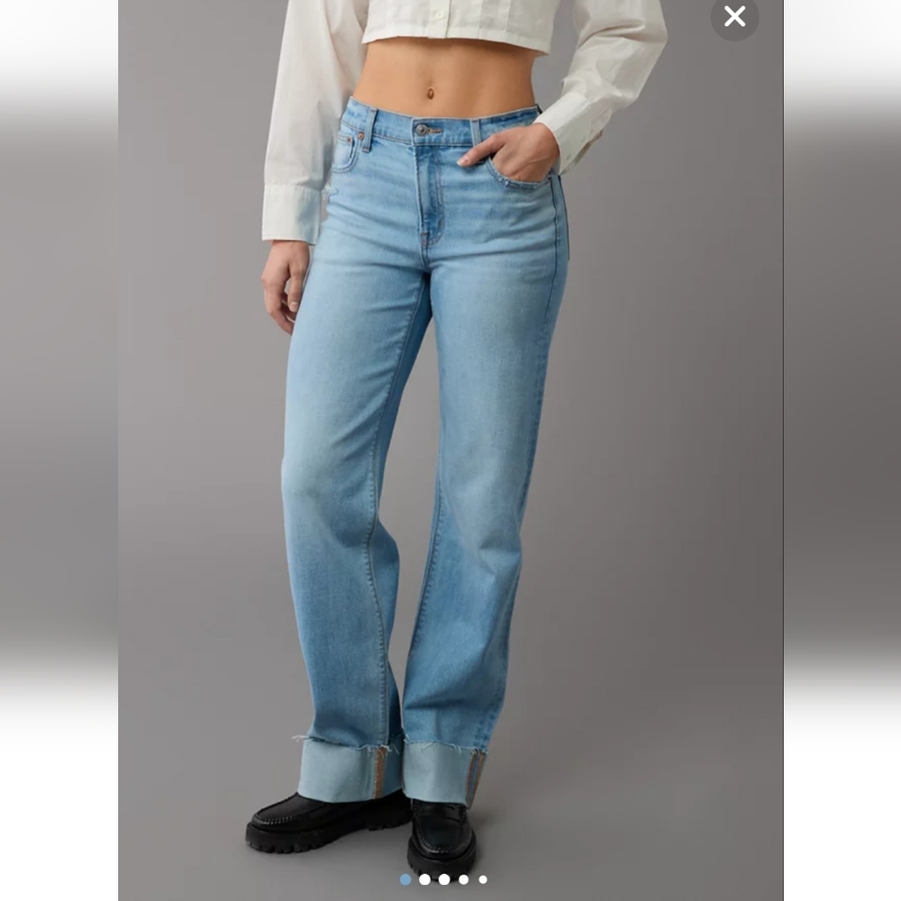 American Eagle Outfitters Light Blue Straight Leg Jeans